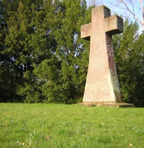 Das Steinkreuz auf dem Friedhof Gießen