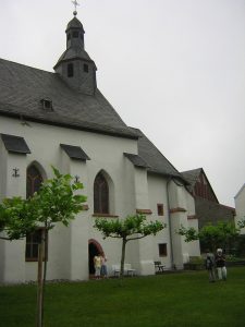 ... bei der evangelischen Kirche in Aßlar