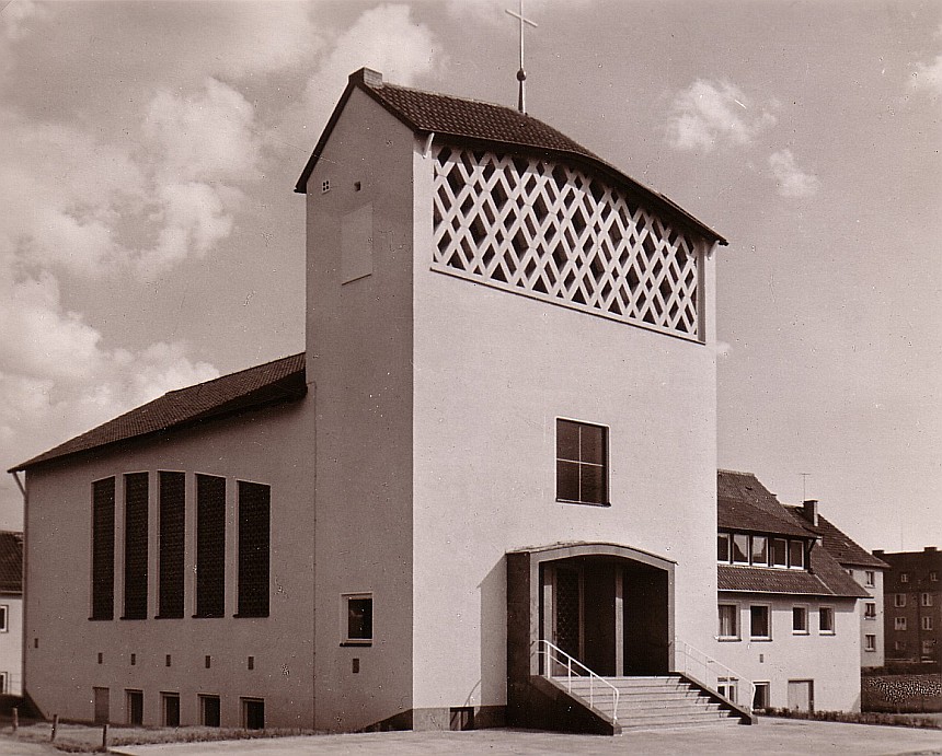 Neubau der evangelischen Pauluskirche Gießen 1958